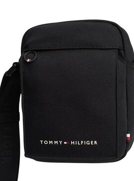 Bolsa Tommy Hilfiger Reporter preta para homem