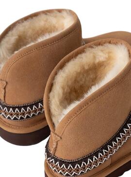 UGG Classic Mini Crescent camelo para mulher