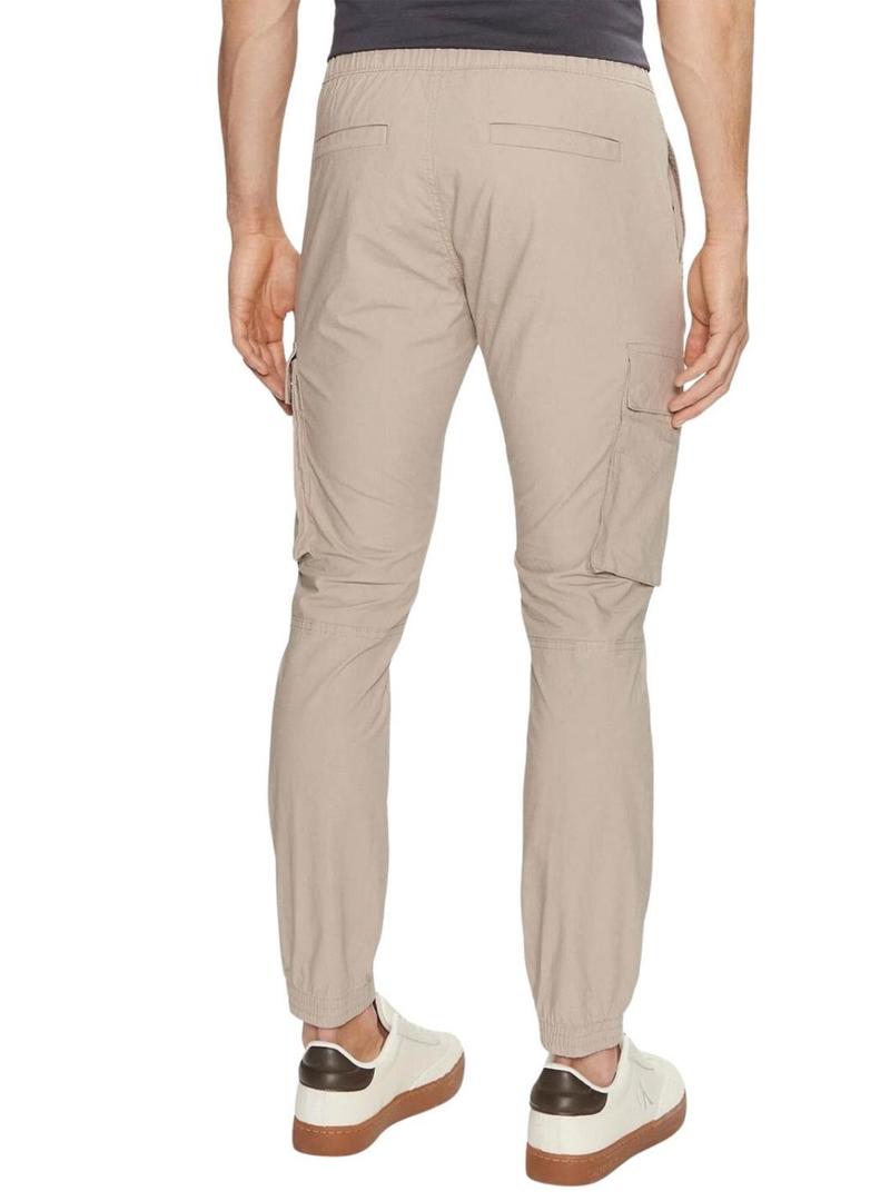 Calça Calvin Klein Cargo bege para homem