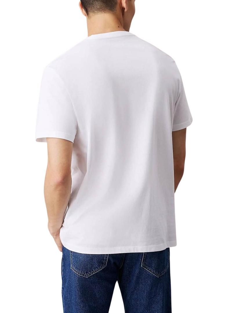 Camiseta Calvin Klein Hero branca para homem.