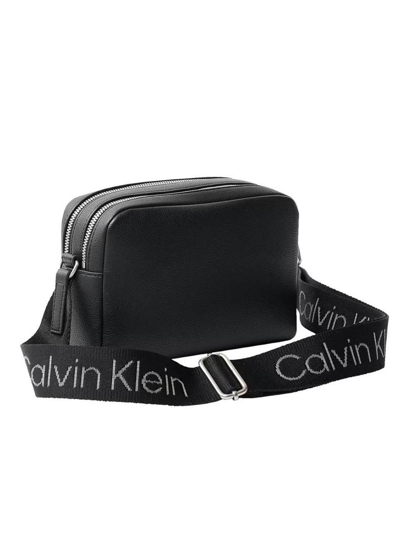 Bolsa Calvin Klein Jeans Ultraleve preta para mulher