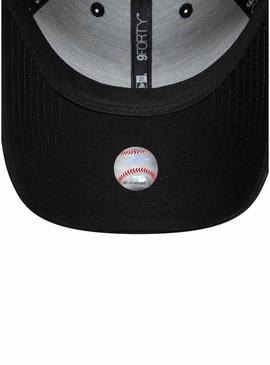 Boné New Era Essential preto para homen e mulher