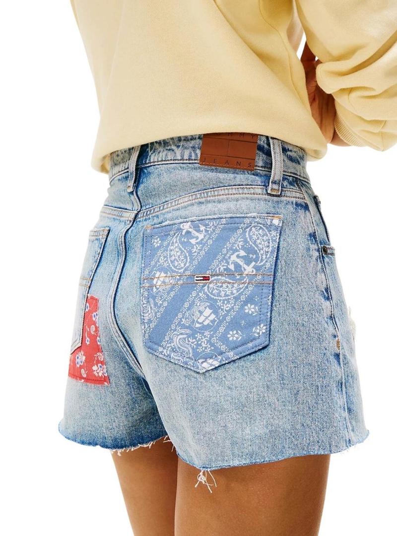 Shorts Tommy Jeans Hot Pant para mulher.