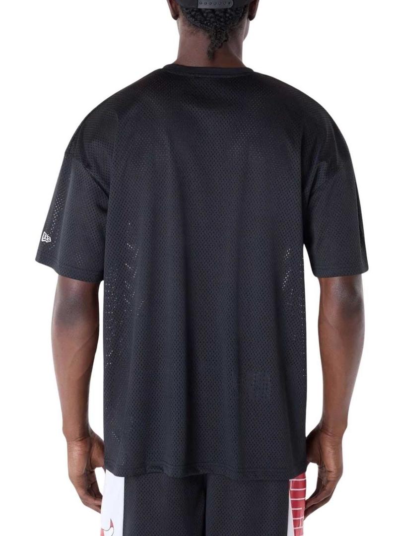 Camiseta New Era Chicago Bulls NBA mesh preta para homem.