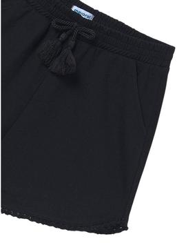 Calções básicos pretos da Mayoral para menina.