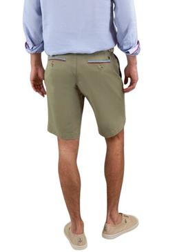 Bermuda El Ganso Básico verde para homem.