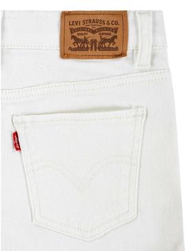 Shorts Levis em denim branco para menina.