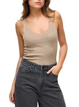 Top Vila Viwennie torrado para mulher.