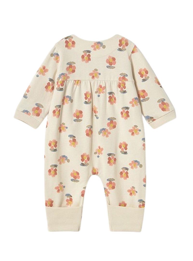 Pijama Mayoral comprido pêssego bege para bebê.