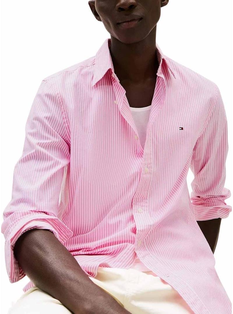 Camisa Tommy Hilfiger de listras rosa para homem.