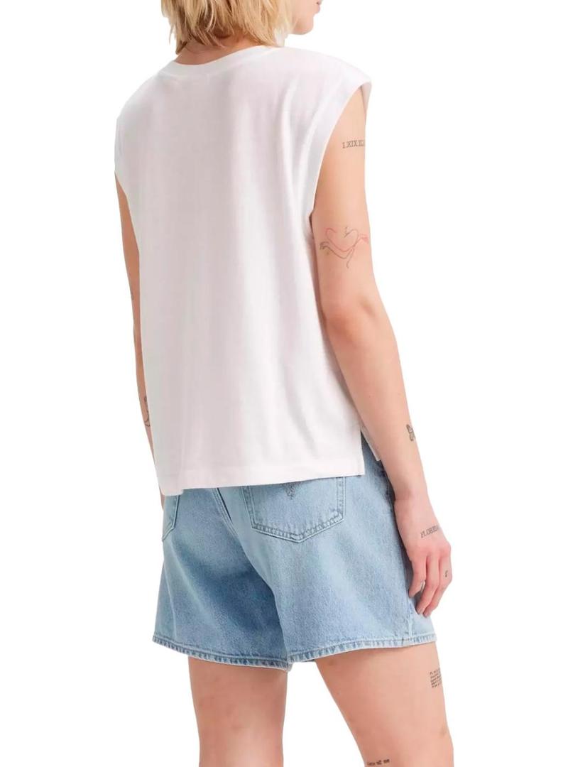 Camiseta Levis Boxy branca para mulher.