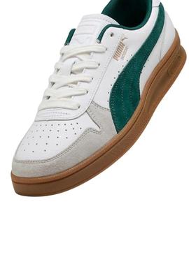Tênis Puma Indoor branco e verde para homem.