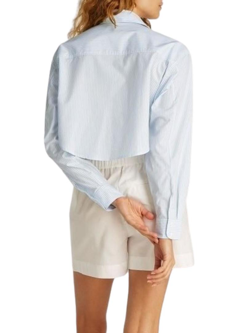 Camisa Calvin Klein Jeans Cropped azul para mulher.