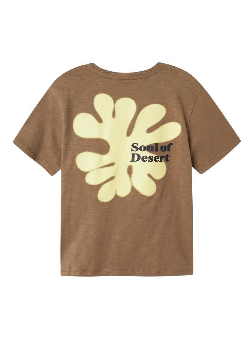 Camiseta Name It Jolal marrom para menino.