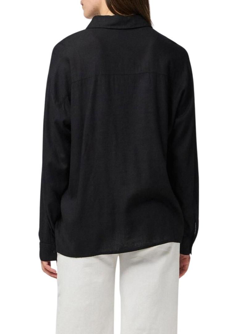 Camisa Pieces Pia preta para mulher.