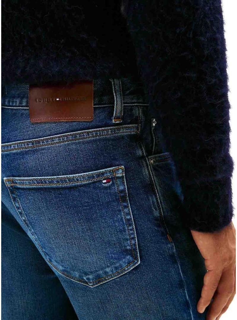 Calça jeans Tommy Hilfiger Denton mid para homem.