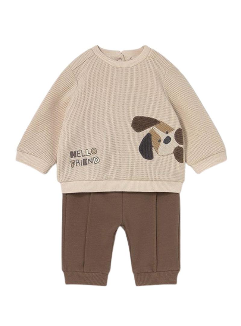 Conjunto Infantil de 4 peças em marrom para bebê.