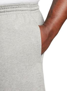 Bermudas Nike Club cinza para homens.