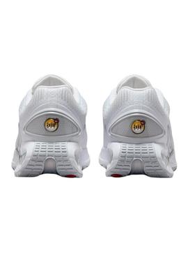 Sapatilhas Nike Air Max Dn branco para mulher.