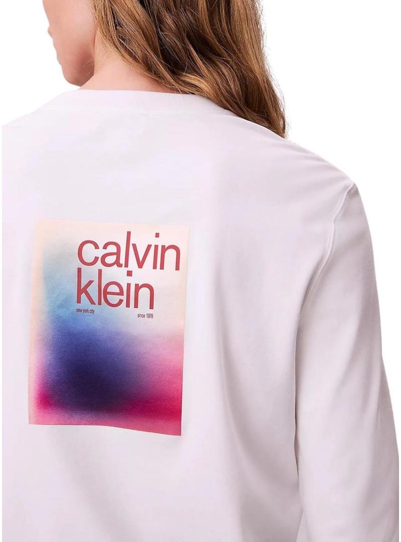 Camisa Calvin Klein Jeans Satin Ombre Graphic branca para mulher.