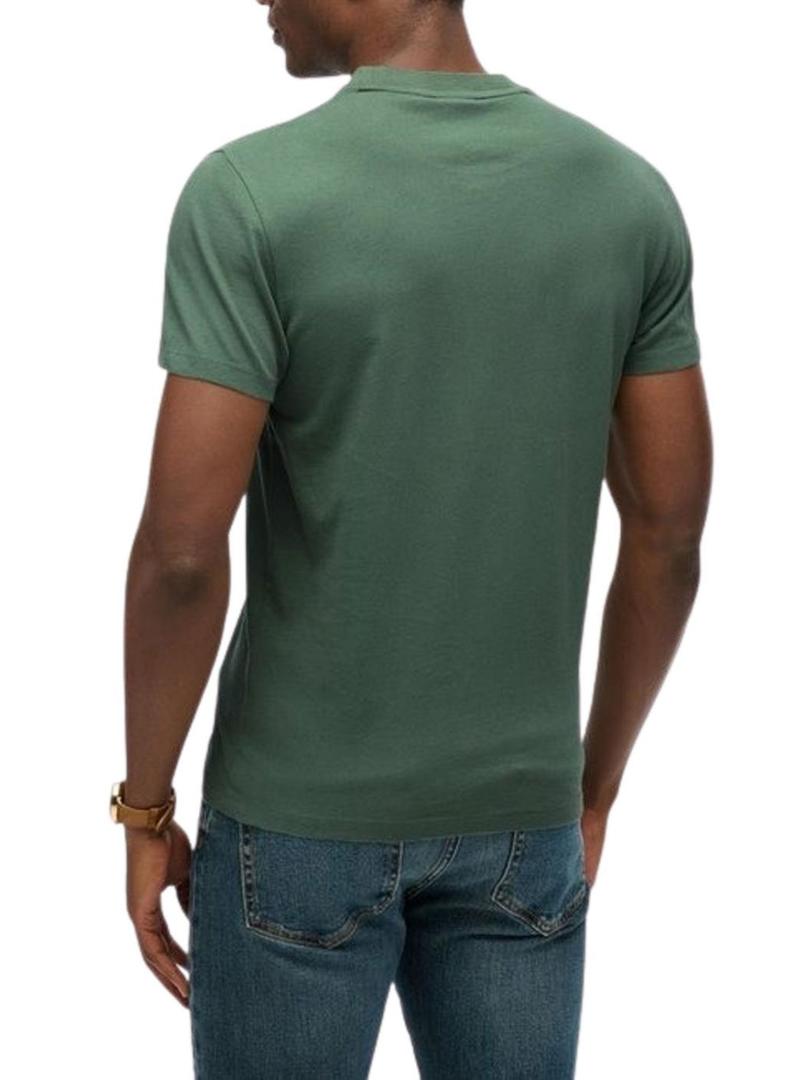 Camiseta Superdry Essential Logo verde para homem.