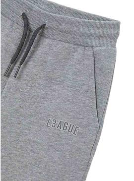 Conjunto de três peças Mayoral amarelo, cinza e preto para menino.