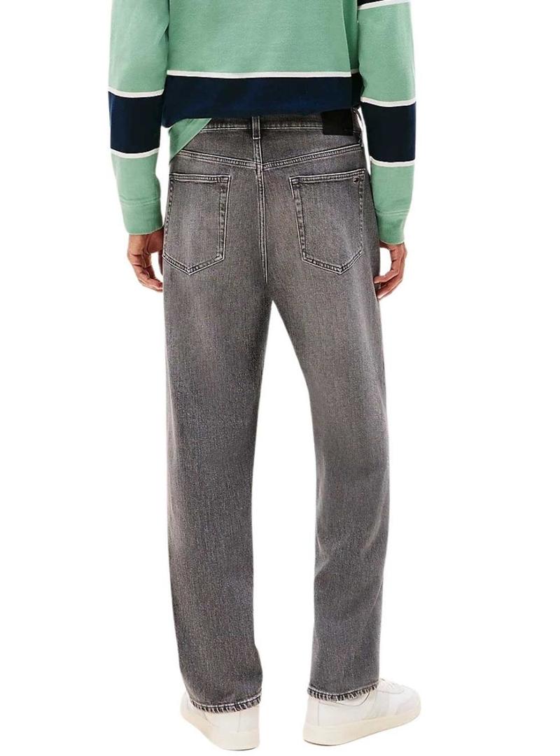 Calça jeans Tommy Jeans Sonny cinza para homem.