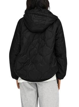 Jaqueta Only Miki preta para mulher.