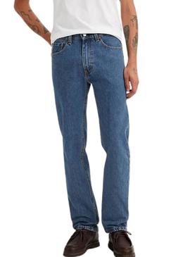 Calça jeans Levis 505 denim médio para homem.