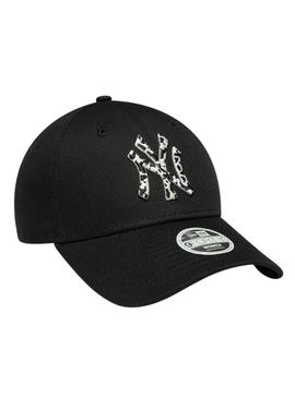 Boné New Era New York Yankees 9FORTY com estampa de animal para mulher.